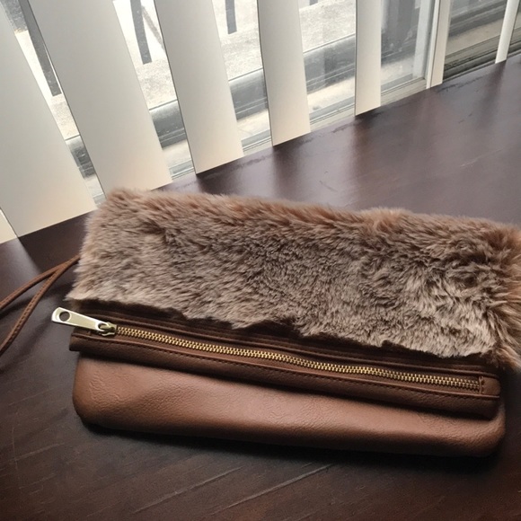 Purse - Picture 1 of 5